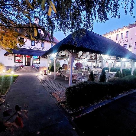 Hotel Slameny Dom & Spa Malá Ida Buitenkant foto