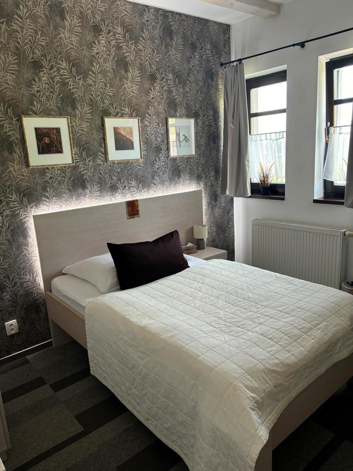 Hotel Slameny Dom & Spa Malá Ida Buitenkant foto