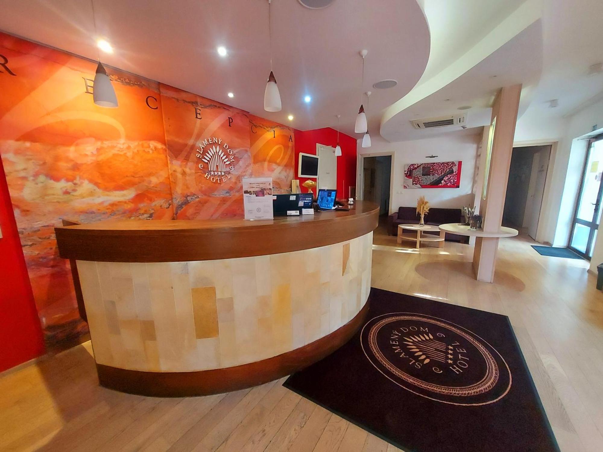 Hotel Slameny Dom & Spa Malá Ida Buitenkant foto