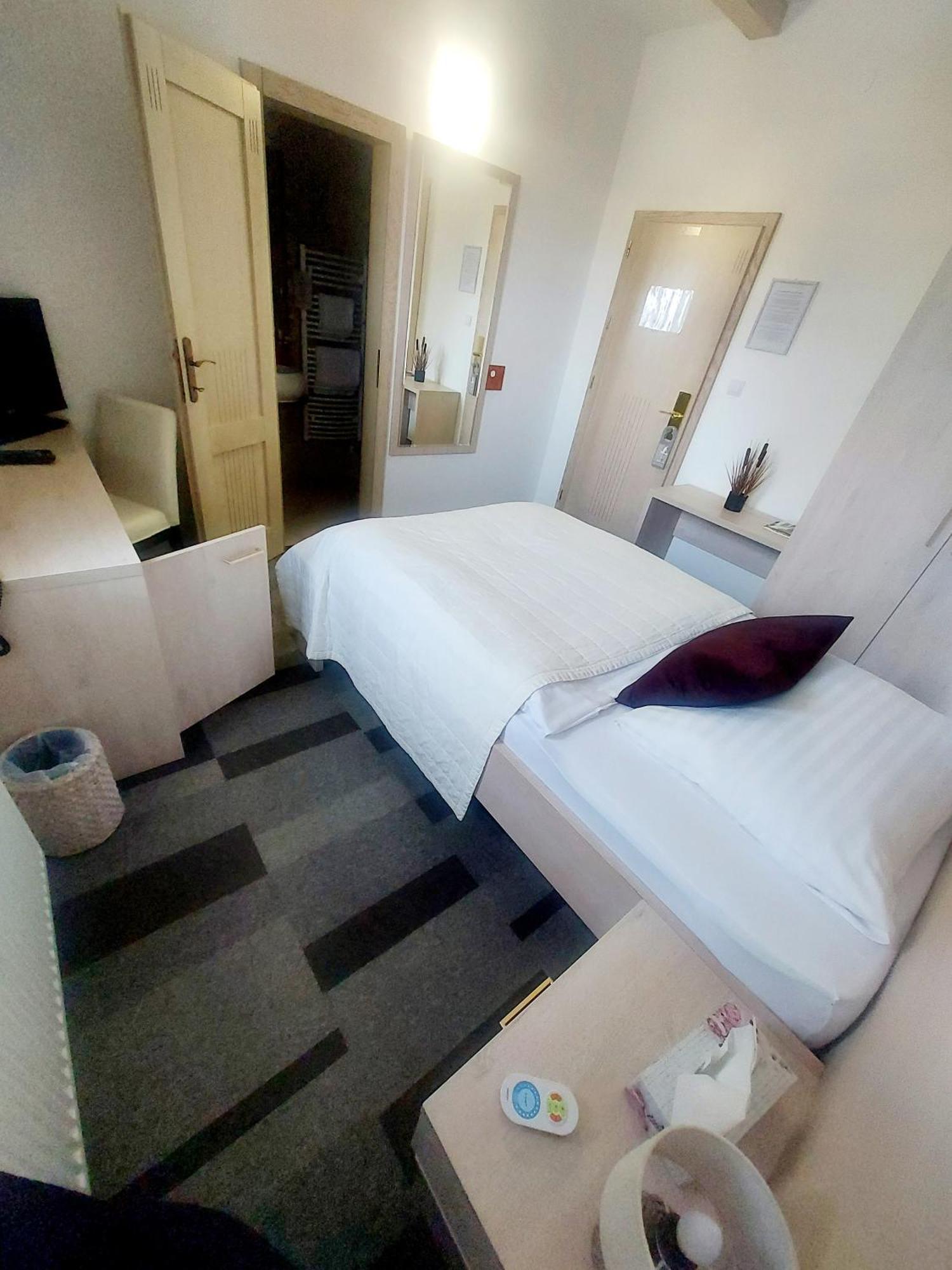 Hotel Slameny Dom & Spa Malá Ida Kamer foto